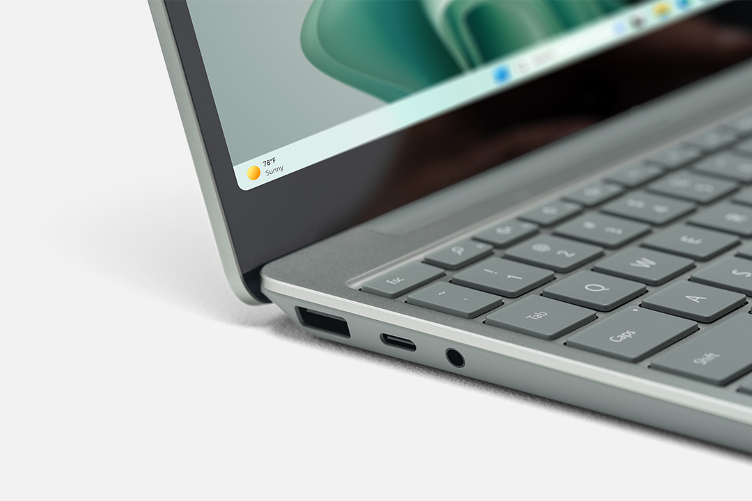 微软 Surface Laptop Go 3 多接口笔记本电脑 