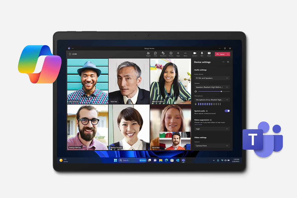 一个人在参与 Teams 呼叫，其被 Copilot 和 Teams 标志所环绕，暗示 AI 功能可以如何用在 Teams 中。