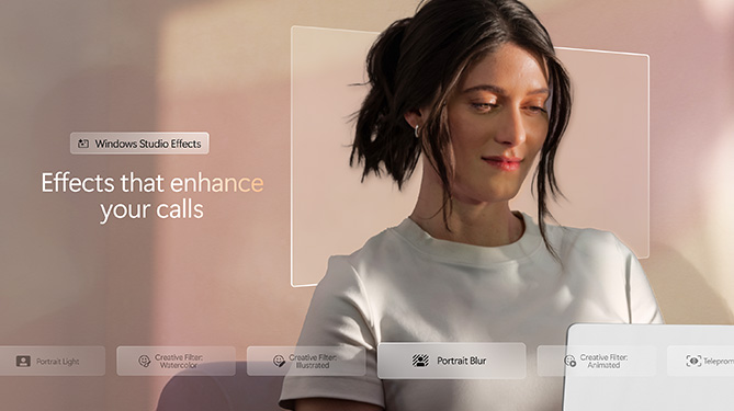 一个人在使用 Windows 工作室效果。