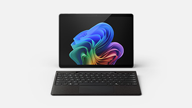 一台 Surface Pro 商用版,一台 Windows 11 AI PC